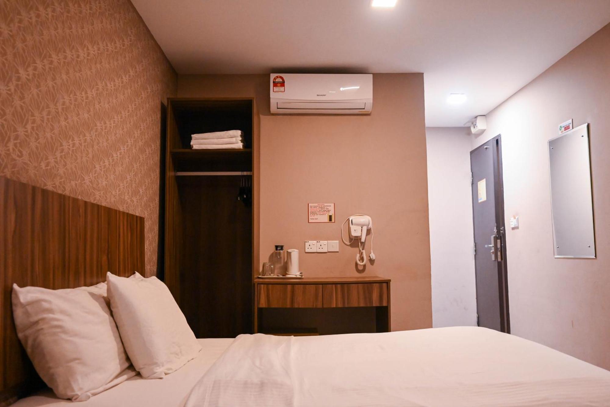 Hotel Jelai @ Raub, Pahang Extérieur photo