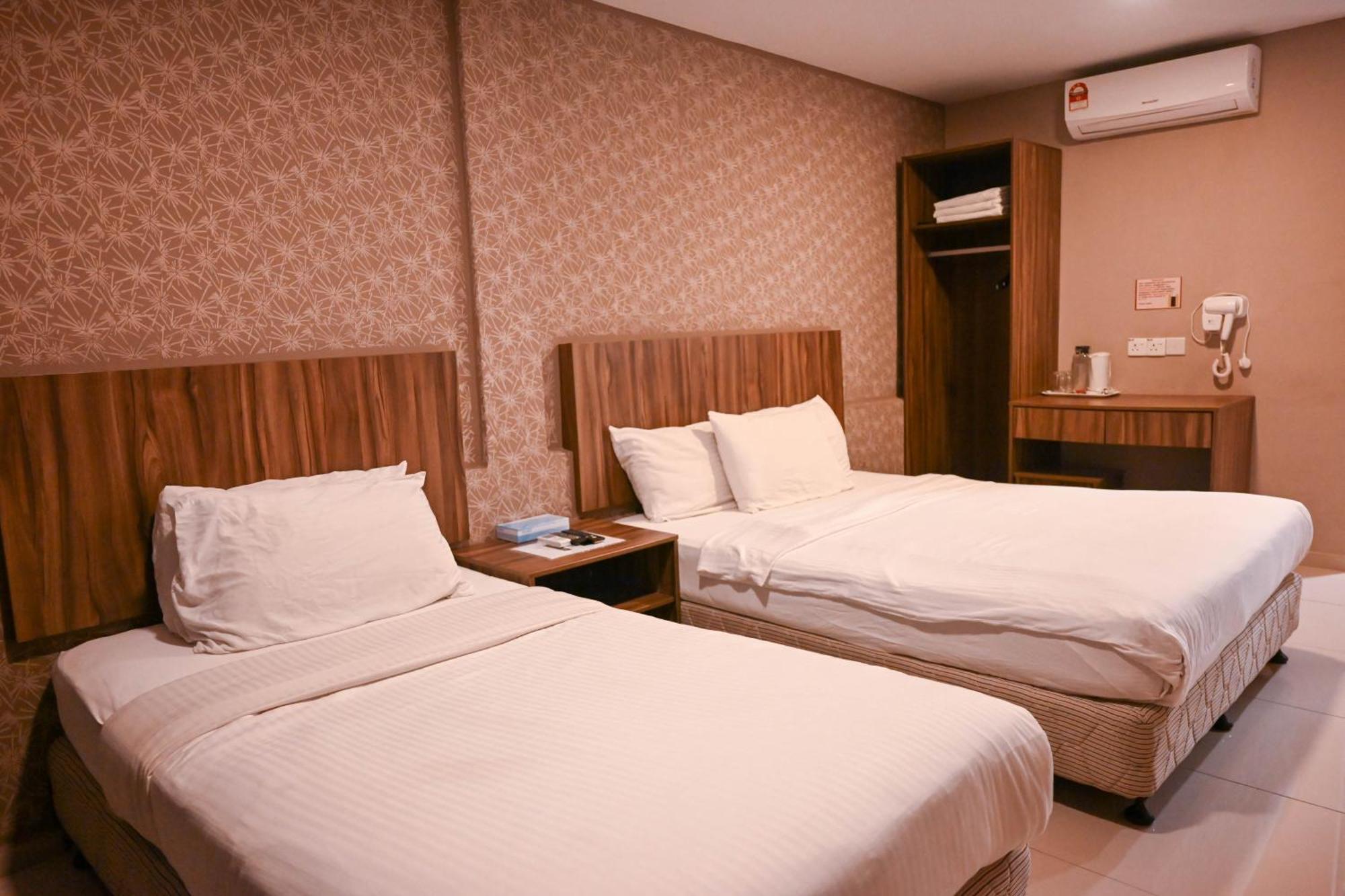 Hotel Jelai @ Raub, Pahang Extérieur photo