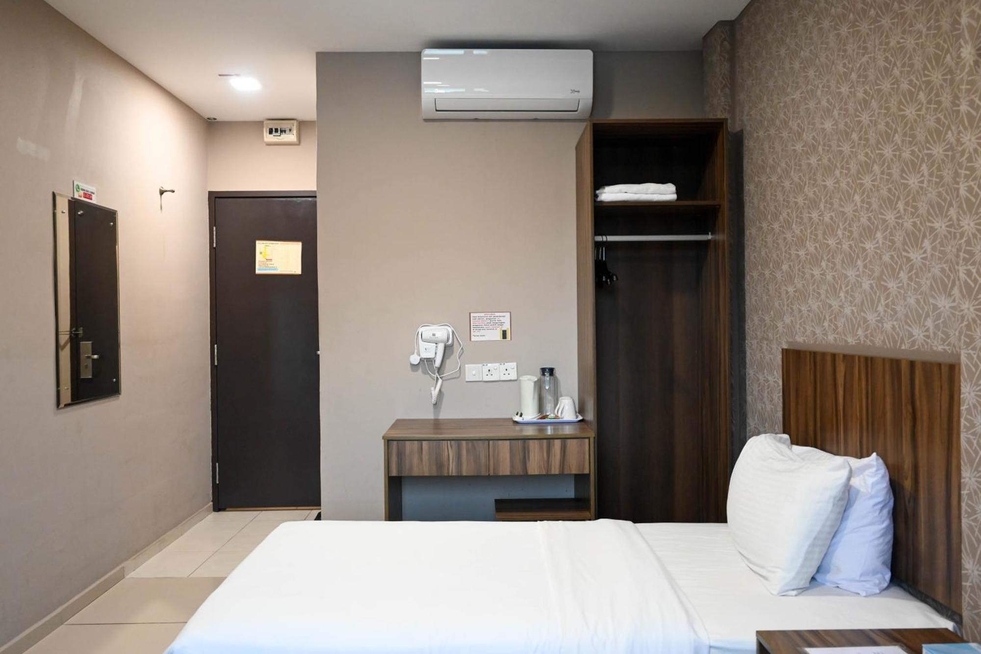 Hotel Jelai @ Raub, Pahang Extérieur photo
