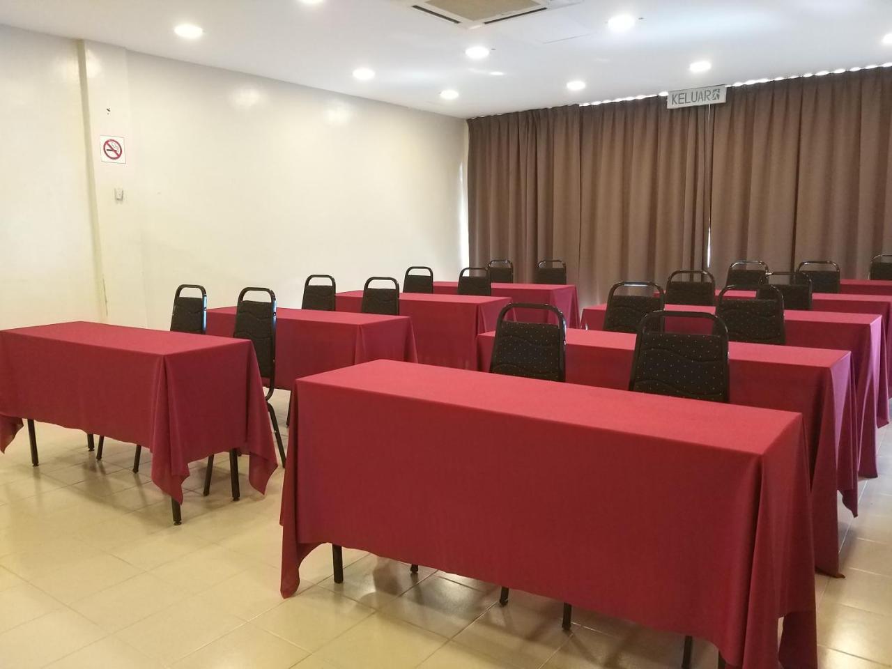 Hotel Jelai @ Raub, Pahang Extérieur photo